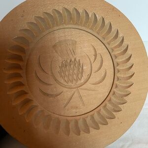 Thistle shortbread mold